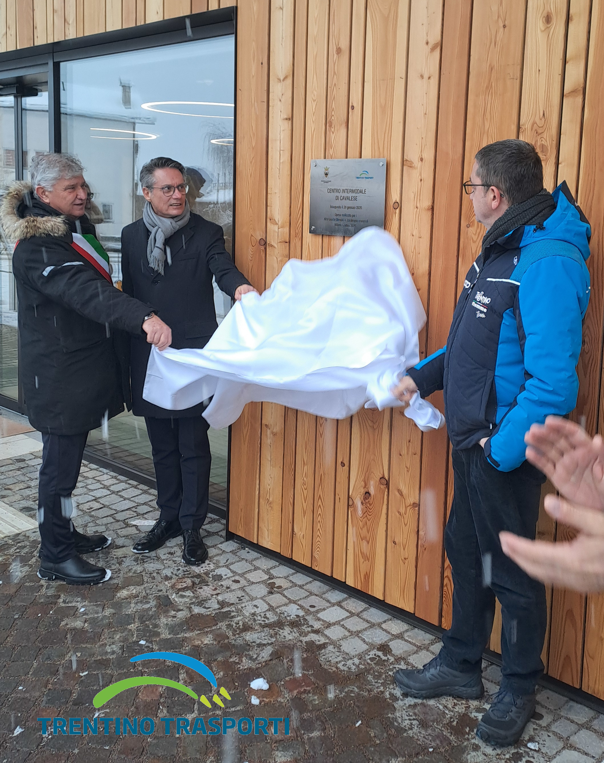 2026 01 28 INAUGURAZIONE CAVALESE TARGA